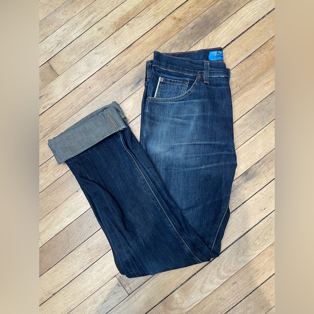 Raleigh Denim in size 32. Previously Worn; Great Condition. Slim Straight.
